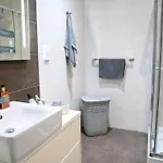 Апартаменты Charming & Cosy 1br, 5mins Walk To Sliema Ferries *
