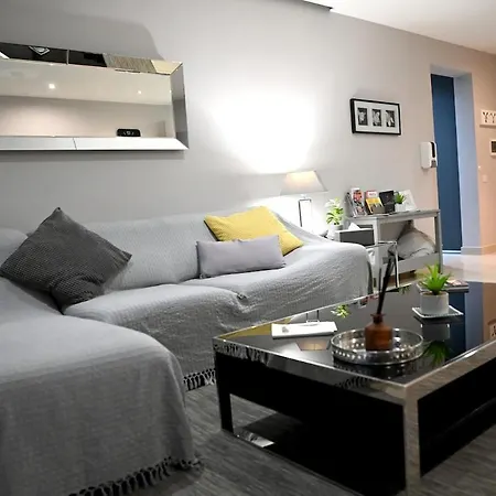 Apartament Charming & Cosy 1br, 5mins Walk To Sliema Ferries Gzira