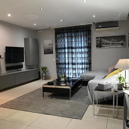 Charming & Cosy 1br, 5mins Walk To Sliema Ferries * Gzira