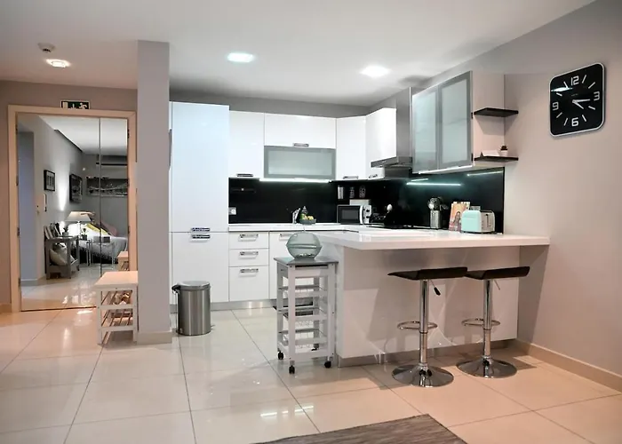 Charming & Cosy 1br, 5mins Walk To Sliema Ferries Apartamento