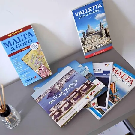 Charming & Cosy 1br, 5mins Walk To Sliema Ferries Daire Gzira