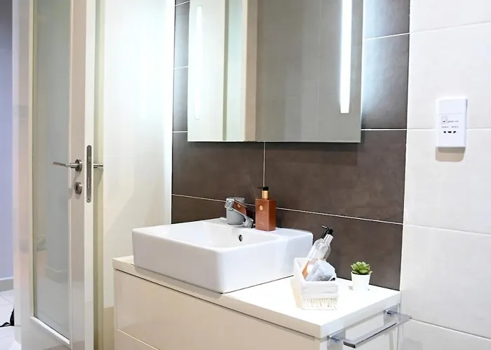 Charming & Cosy 1br, 5mins Walk To Sliema Ferries