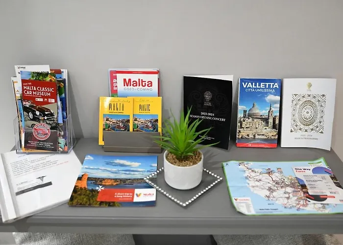 Charming & Cosy 1br, 5mins Walk To Sliema Ferries Апартаменты *