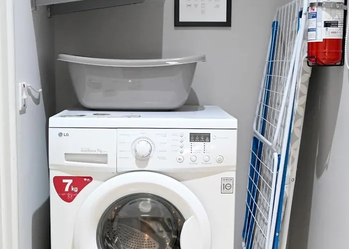 Appartement Charming & Cosy 1br, 5mins Walk To Sliema Ferries Gzira