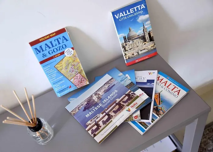 Charming & Cosy 1br, 5mins Walk To Sliema Ferries Appartement Gzira